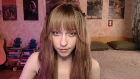 Snapshot of ellie_friendly chatting on 15, 5, 2026 ellie_friendly online show from 15, 5, 2026