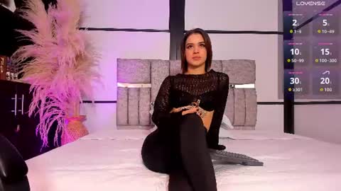elliecarter_ online show from 27, 7, 2026