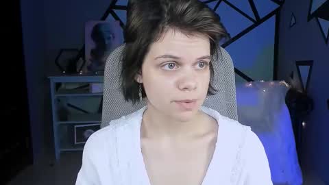 elliemurler online show from 24, 9, 2025