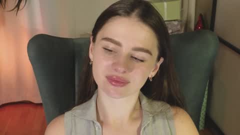 just Emily  online show from 19, 12, 2024