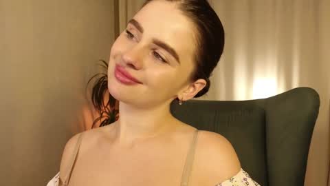 just Emily  online show from 25, 12, 2024