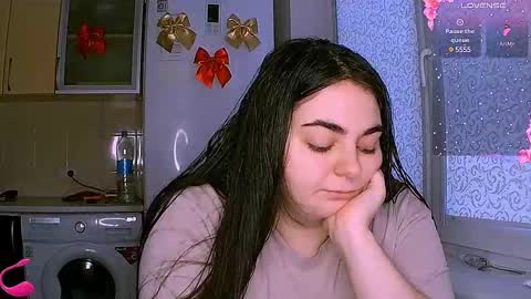 Ellie online show from 2, 2, 2025