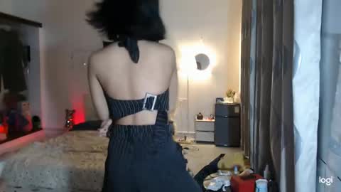 ellieyun online show from 6, 2, 2026