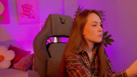 Elin online show from 10, 2, 2026