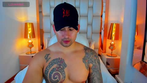 Snapshot of elliott_veelez chatting on 31, 1, 2025 E L L I O T V E L E Z online show from 31, 1, 2025
