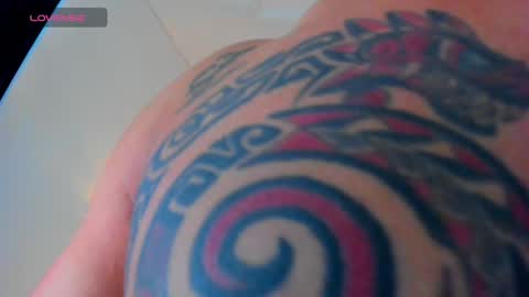 Snapshot of elliott_veelez chatting on 4, 2, 2025 E L L I O T V E L E Z online show from 4, 2, 2025