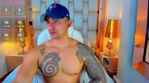Snapshot of elliott_veelez chatting on 28, 4, 2026 E L L I O T V E L E Z online show from 28, 4, 2026