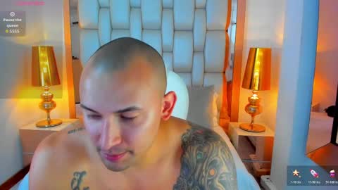 Snapshot of elliott_veelez chatting on 11, 5, 2026 E L L I O T V E L E Z online show from 11, 5, 2026