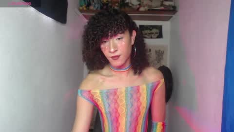 Snapshot of ellis_flowers chatting on 6, 5, 2026 . online show from 6, 5, 2026