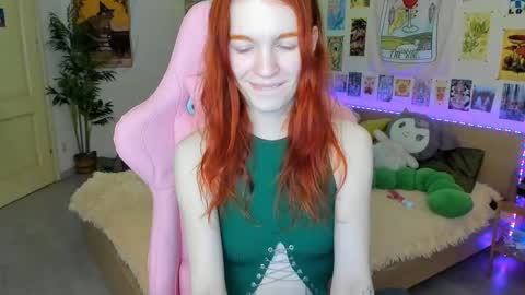 Elly     Fansly  online show from 1, 3, 2025