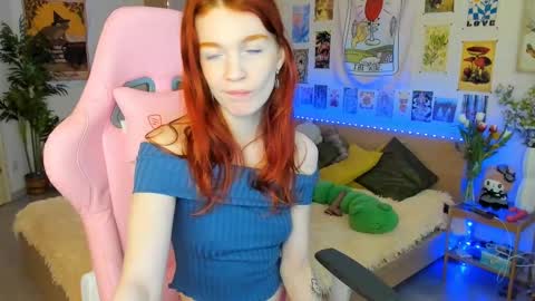 Elly     Fansly  online show from 9, 3, 2025