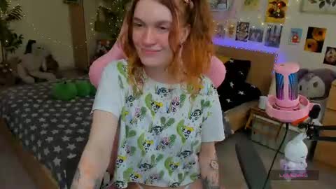 Elly     Fansly  online show from 11, 7, 2026