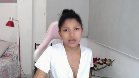 Snapshot of elly_willis chatting on 21, 2, 2025 Elly online show from 21, 2, 2025