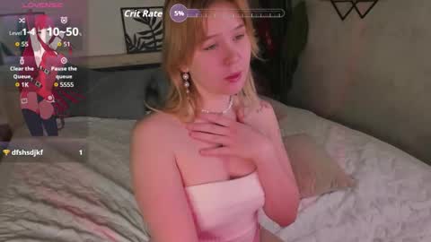 Snapshot of ellya_castro chatting on 4, 10, 2025 ellya_castro online show from 4, 10, 2025
