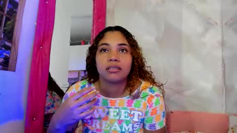 ellybloom online show from 30, 4, 2026