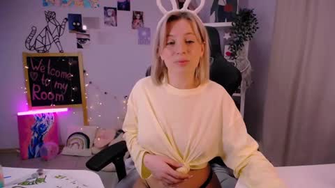 Snapshot of ellysunlover chatting on 13, 2, 2025 ELLY online show from 13, 2, 2025