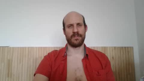 Snapshot of elmatirestrepo chatting on 12, 4, 2026 Mati Restrepo online show from 12, 4, 2026