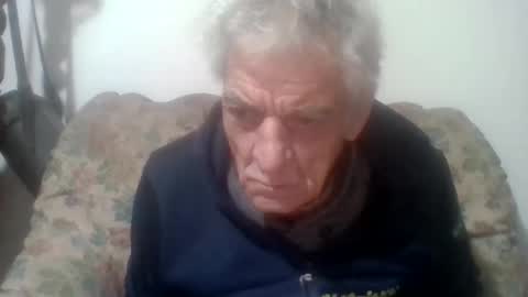 elmo191271 online show from 11, 1, 2026