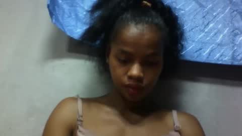 Snapshot of elodie228680 chatting on 19, 5, 2026 elodie228680 online show from 19, 5, 2026