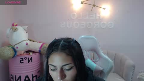 Snapshot of elody_a chatting on 14, 2, 2025 Elody online show from 14, 2, 2025