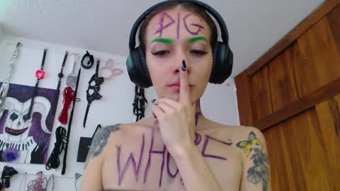 Snapshot of eloise_brown_ chatting on 18, 2, 2025 Chelsea Please help me to reach 100 thumbs up online show from 18, 2, 2025