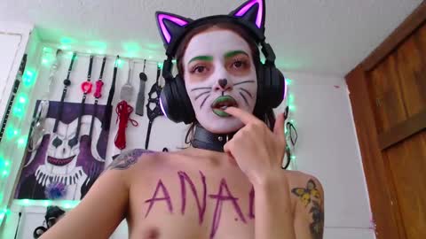 Snapshot of eloise_brown_ chatting on 9, 3, 2025 Chelsea Please help me to reach 100 thumbs up online show from 9, 3, 2025