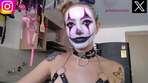 Snapshot of eloise_brown_ chatting on 20, 9, 2025 Chelsea Please help me to reach 100 thumbs up online show from 20, 9, 2025