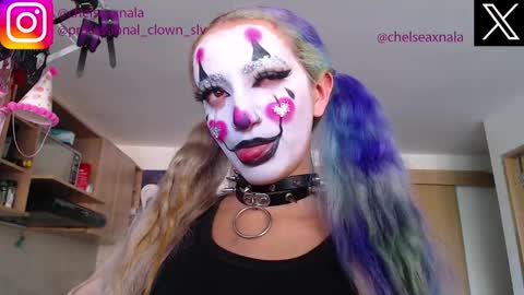 Snapshot of eloise_brown_ chatting on 2, 10, 2025 Chelsea Please help me to reach 100 thumbs up online show from 2, 10, 2025