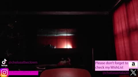 Chelsea  Please help me to reach 100 thumbs up online show from 20, 12, 2025