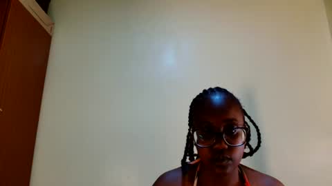 ELOWENA online show from 1, 7, 2026