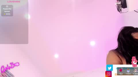 Snapshot of elsiemorrison chatting on 2, 3, 2026 elsiemorrison online show from 2, 3, 2026