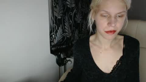 Snapshot of elssa_rush chatting on 1, 3, 2025 elssa_rush online show from 1, 3, 2025