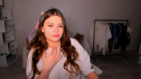 Luna online show from 4, 11, 2025