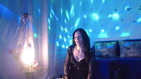 Elisa online show from 14, 2, 2026