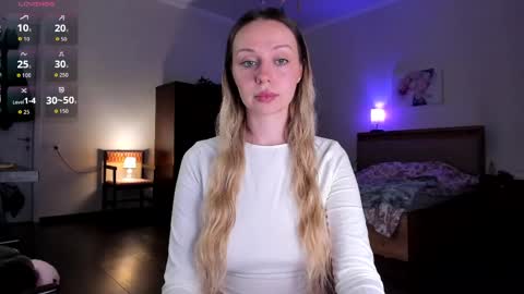 Snapshot of em_emilie chatting on 3, 4, 2026 Emilie online show from 3, 4, 2026