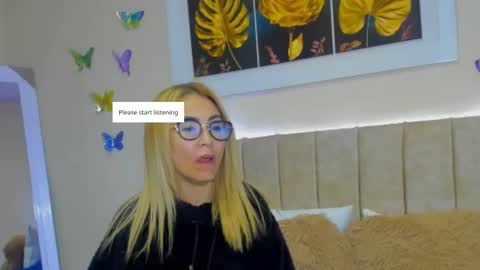 Snapshot of ema_garciaa chatting on 23, 9, 2025 ema garcia online show from 23, 9, 2025