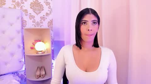 Ema Lambert  online show from 3, 2, 2026