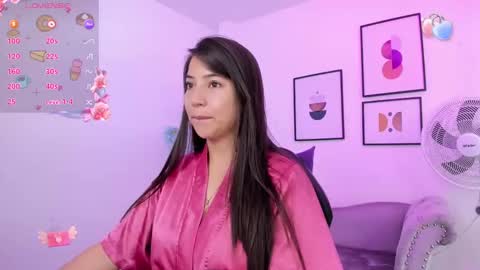 Ema louisx  online show from 25, 1, 2025