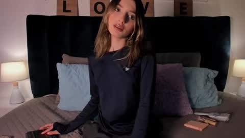 Ema online show from 17, 12, 2025