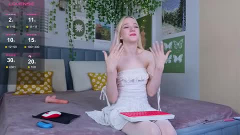 Emma online show from 9, 10, 2025