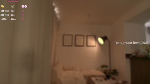 IG imrojita8 online show from 14, 1, 2025