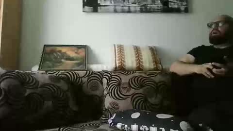 Snapshot of emanuel_berta chatting on 12, 5, 2026 emanuel_berta online show from 12, 5, 2026