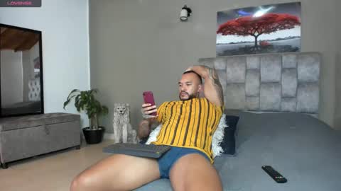 Snapshot of emanuelspencer chatting on 12, 12, 2024 emanuelspencer online show from 12, 12, 2024