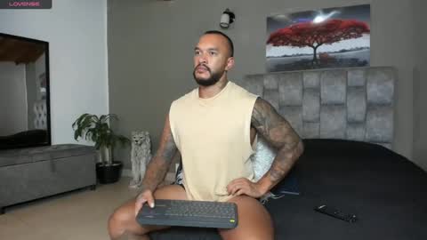 Snapshot of emanuelspencer chatting on 28, 1, 2025 emanuelspencer online show from 28, 1, 2025