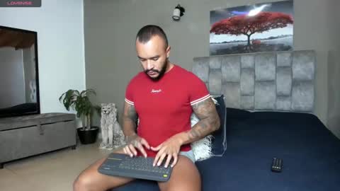 Snapshot of emanuelspencer chatting on 10, 2, 2025 emanuelspencer online show from 10, 2, 2025