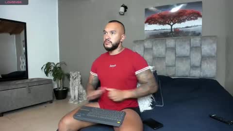 Snapshot of emanuelspencer chatting on 11, 2, 2025 emanuelspencer online show from 11, 2, 2025