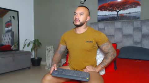 Snapshot of emanuelspencer chatting on 7, 10, 2025 emanuelspencer online show from 7, 10, 2025