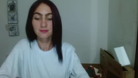 ember57607 online show from 3, 2, 2025