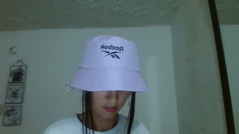 ember57607 online show from 4, 2, 2025