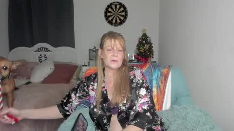 Ember Pheonixxx online show from 30, 12, 2024